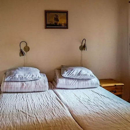 Punasotka 2 By Interhome